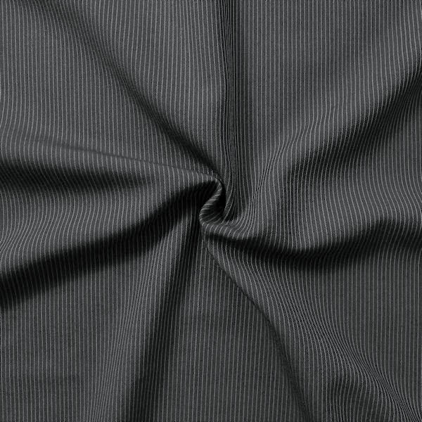 Hochwertiger und eleganter Wollmix Nadelstreifen (70% Schurwolle, 30% Viskose) mit glattem Griff und weich fallend